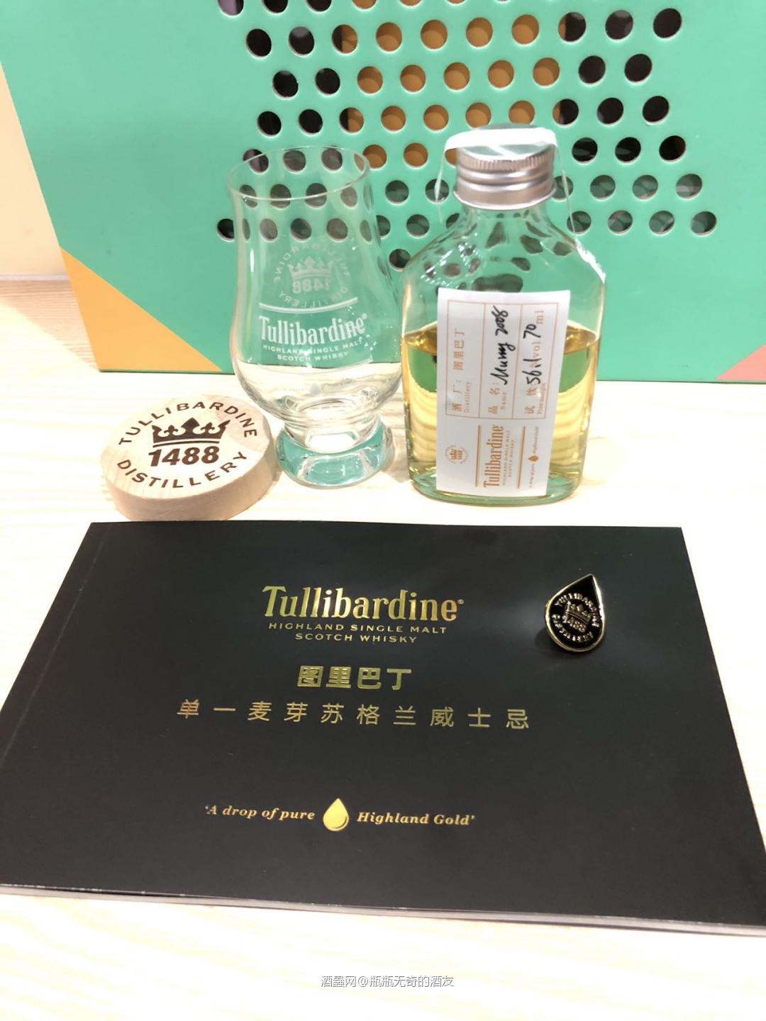🥃我的第一款桶强威士忌。穆雷精选2008桶强。感谢好友罐装的…