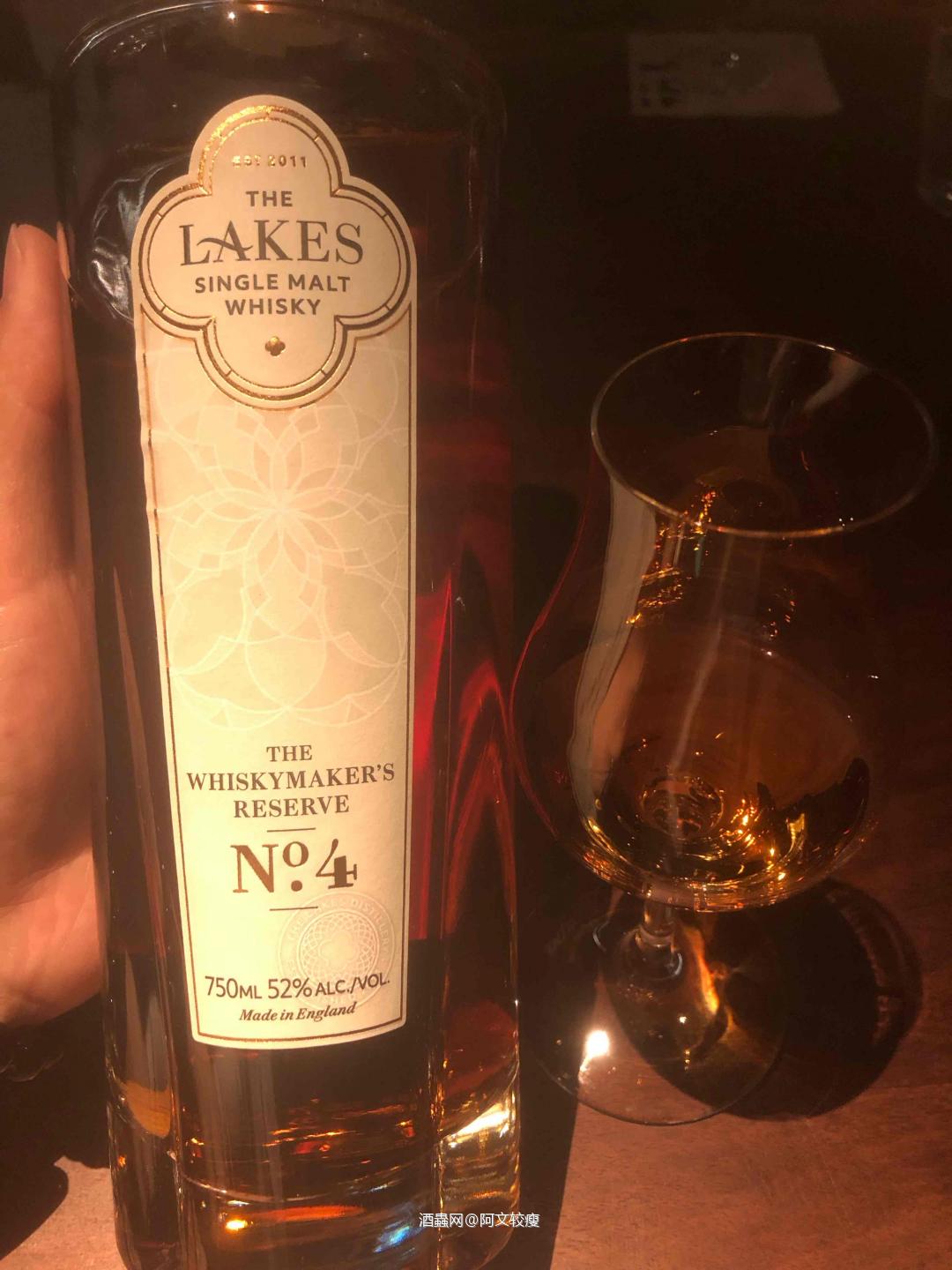 2022年WWA世界最佳英格兰单一麦湖区酒厂No4<p class='p'/>酒体清澈…