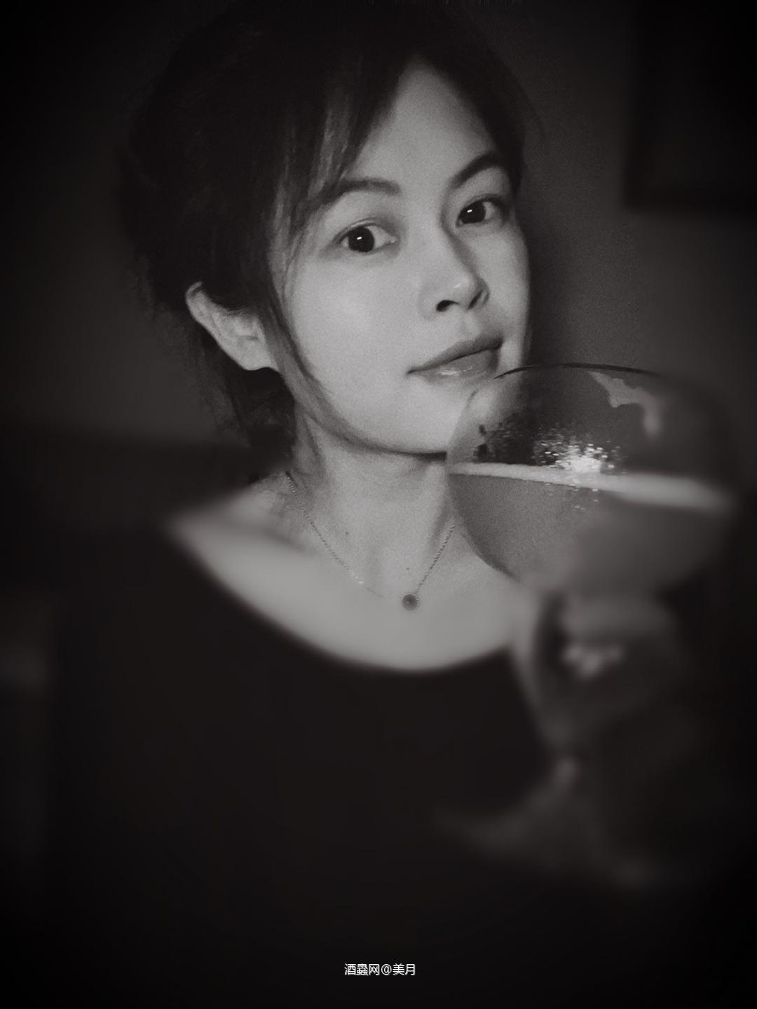 周末收杯酒🍻 平民百姓不喝酒，一点快乐都没有