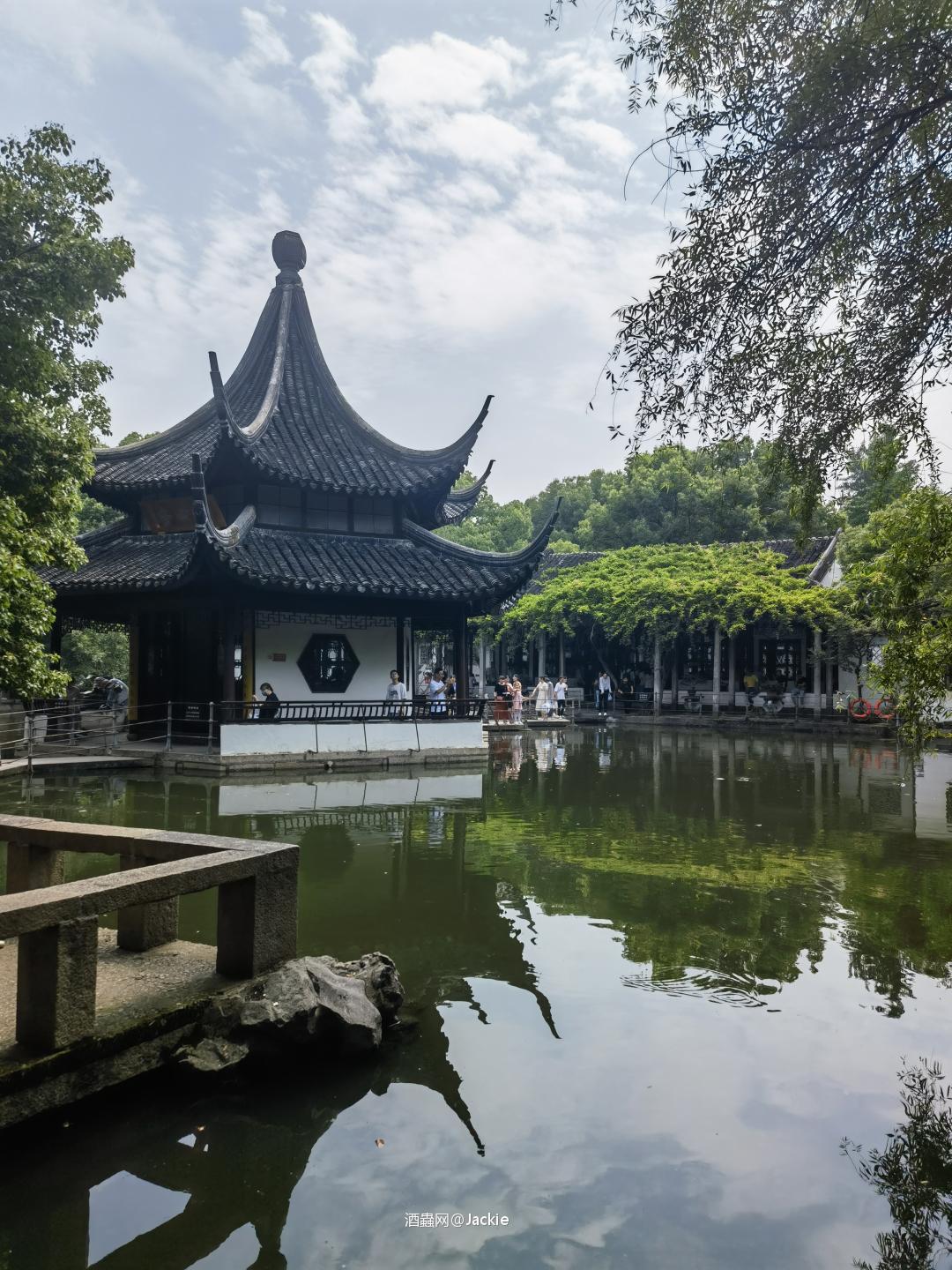 昨晚苏州大局,今天西园寺看猫~