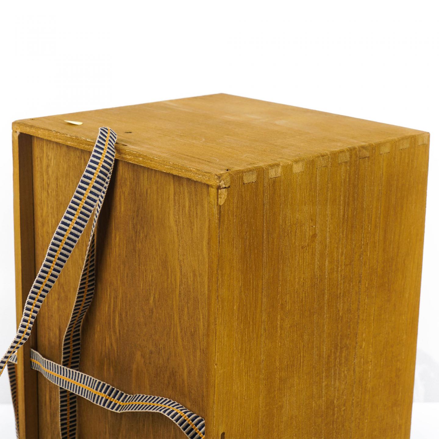 响 21年 有田烧 2瓶组