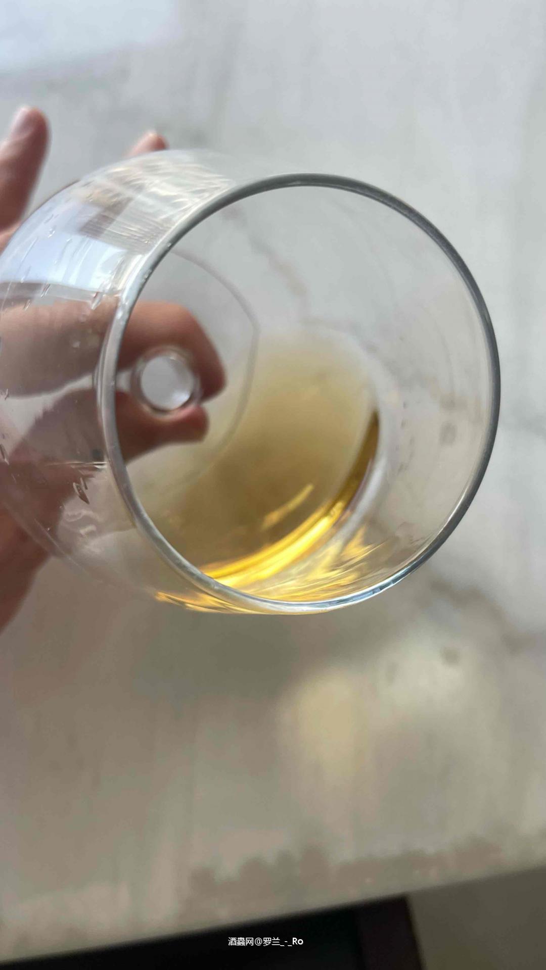 拍卖也能碰到假酒