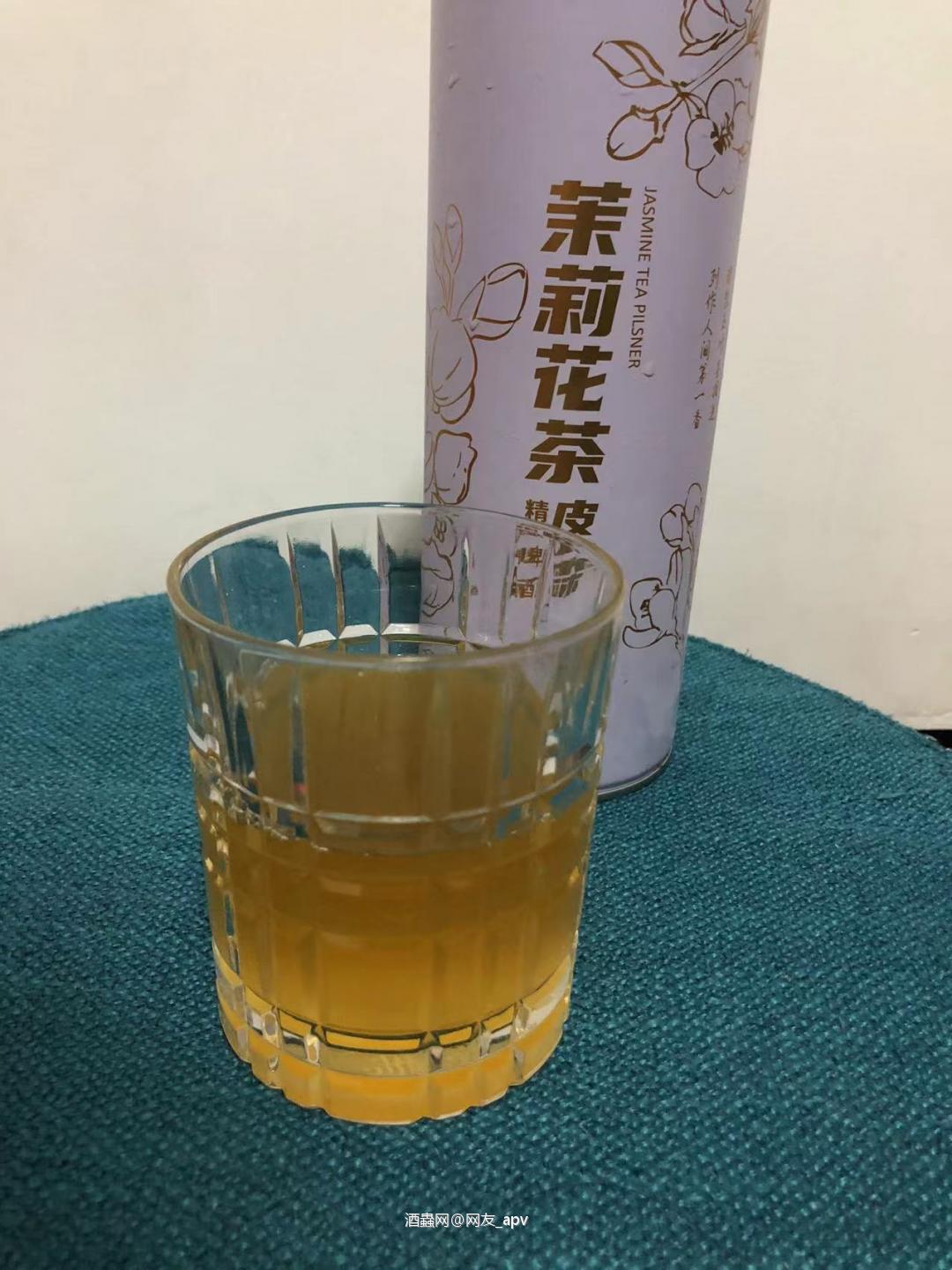 🍺第一次喝加了茶叶的精酿啤酒，体验感不错。很喜欢。这两款是来…