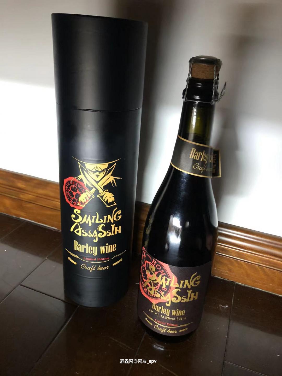 🍺这款列性艾尔就如酒标一样,就是一个微笑拿着刀的刺客🥷很容易…