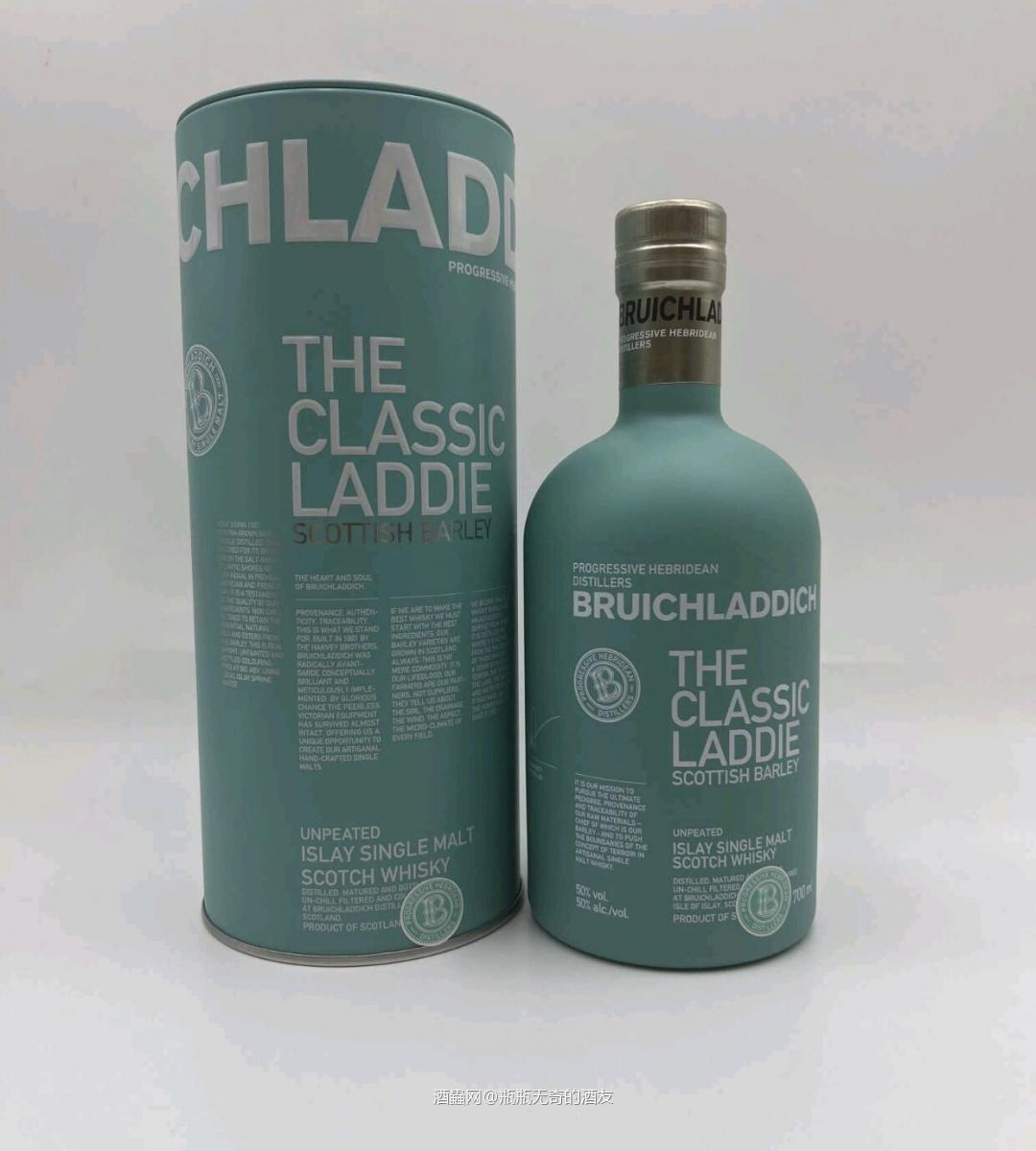Bruichladdich是一家位于苏格兰艾莎岛上的著名威士忌蒸馏厂,其始创于1881年,历史悠久,以传统的手工制作和多款优秀威士忌而闻名于世。BRUICHLADDICH的经典款威士忌是该蒸馏厂最受欢迎的产品之一,值得一提的是它的每一批都会根据独特的酿造过程进行调整,因此每一批都有着独特的口味和特点。