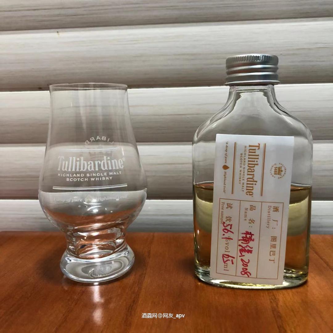 🥃 图里巴丁酒厂的穆雷精选2008桶强,酒精度56.1度,感…