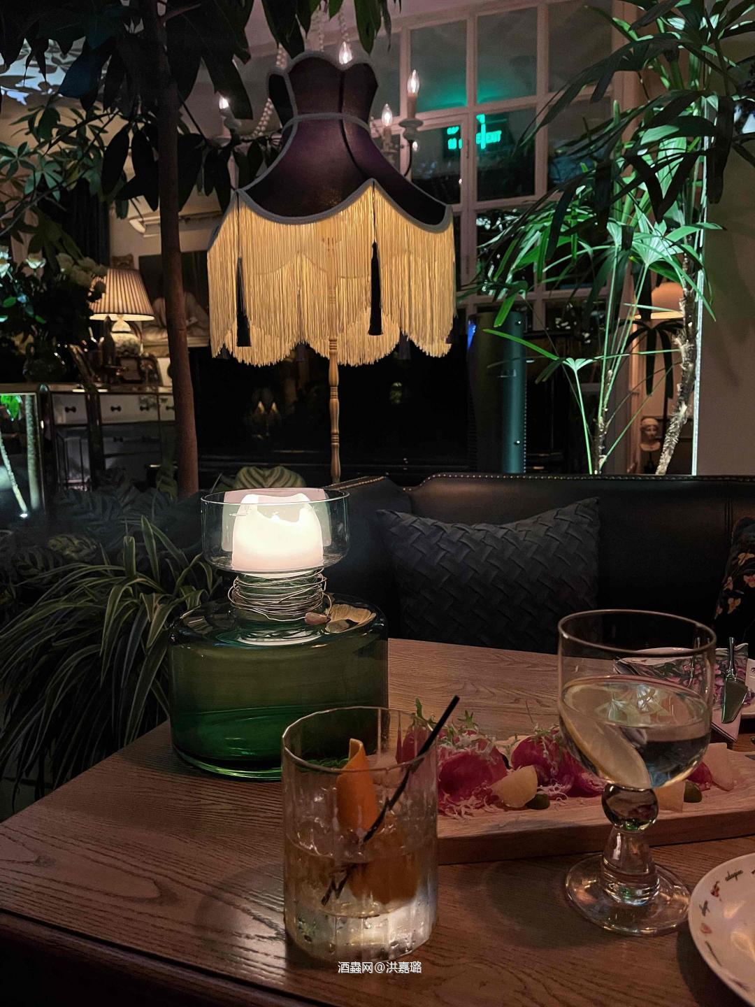 今日：宜购物、宜小酌