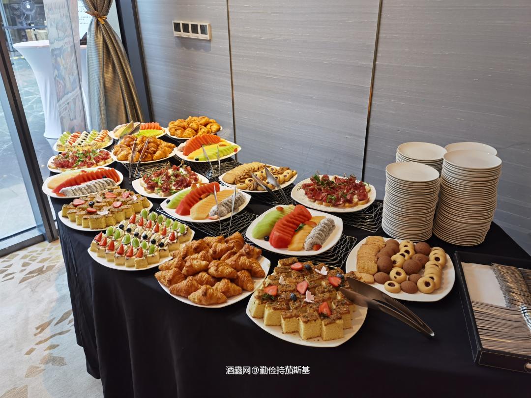 今天有来的么，都没人喝酒啊