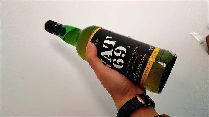 69威士忌，50内的调和威士忌之选，烟熏味。