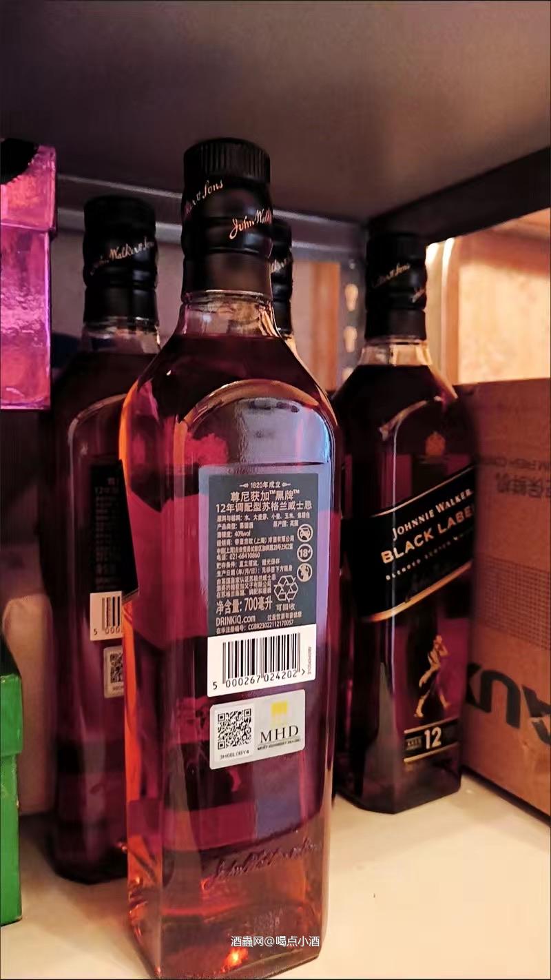 尊尼获加12年黑牌很不错的口酿,每次都会复购,很不错的。