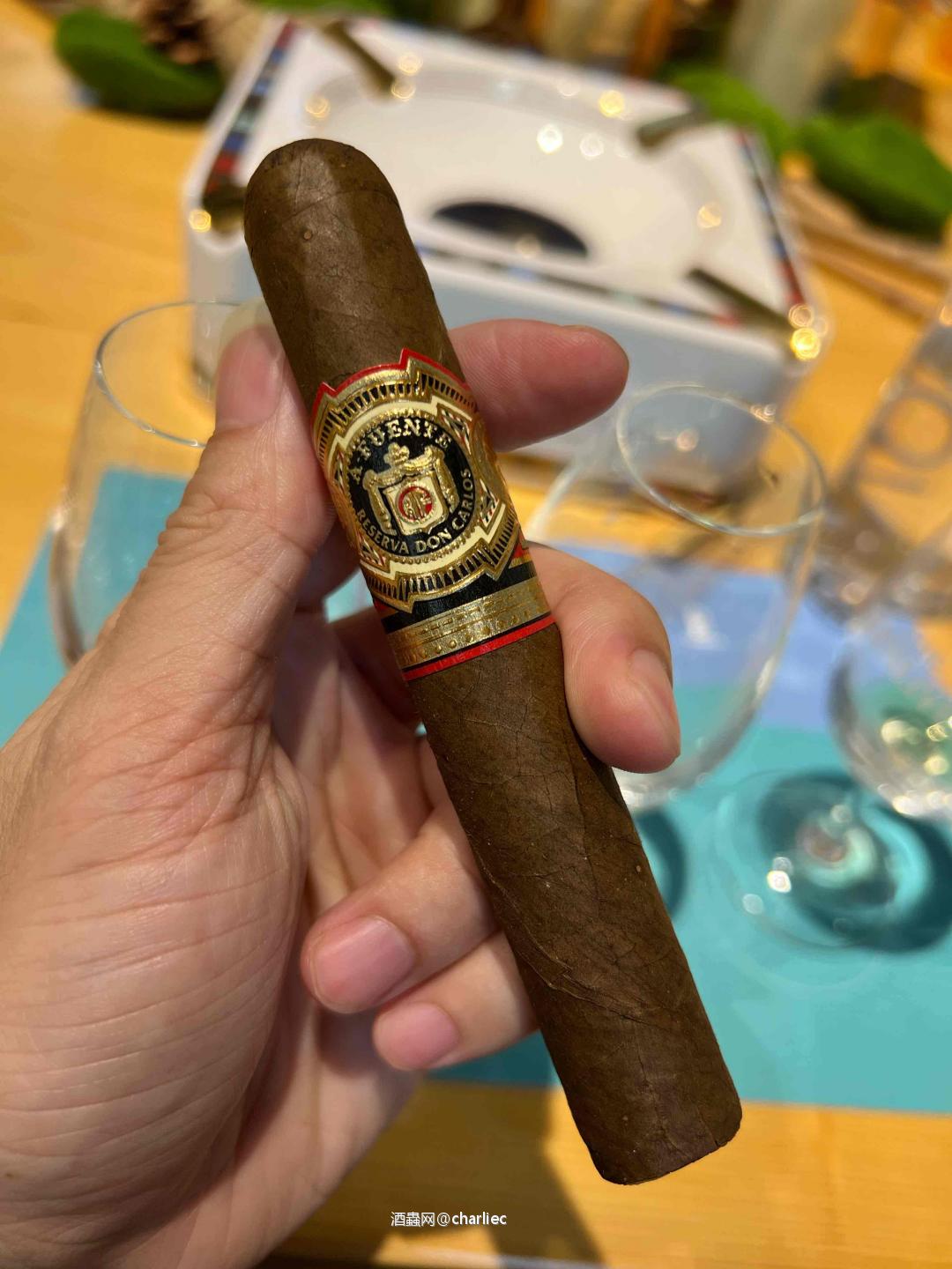 日茄夜酒<img src='https://sdata.whiskyworm.com/xcxpics/emoji_1.png' class='emoji' />