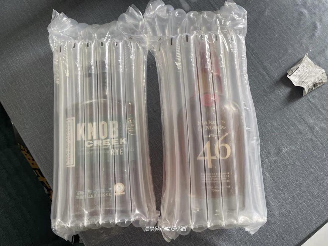 “46”代表美格46配方的探索过程中 前后共经过了46次实验 创始人Bill Samuels,Jr.创造性地在熟成酒液中 置入了10根烘烤过的法国橡木以改善酒体因长时间陈年产生的苦味 缔造出美格46特殊的甜美口感