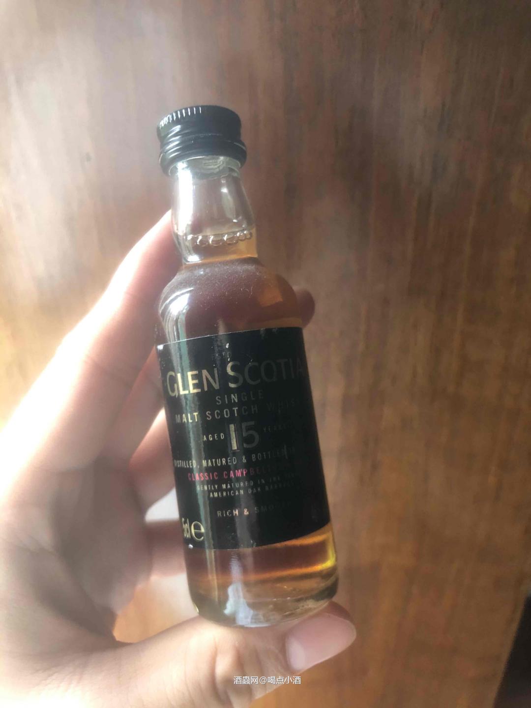 这是一款独特的单一麦芽威士忌，由精心挑选的橡木桶陈酿而成…