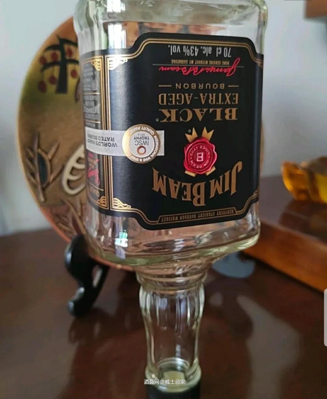 加速清空进程，这次是金宾黑牌波本威士忌。金宾作为一个老牌的美…