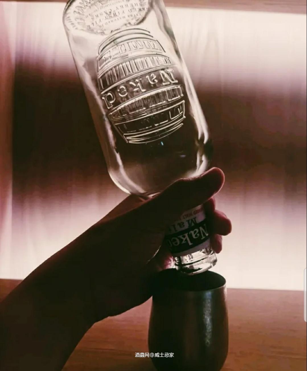 裸雀。好好喝的威士忌。又便宜