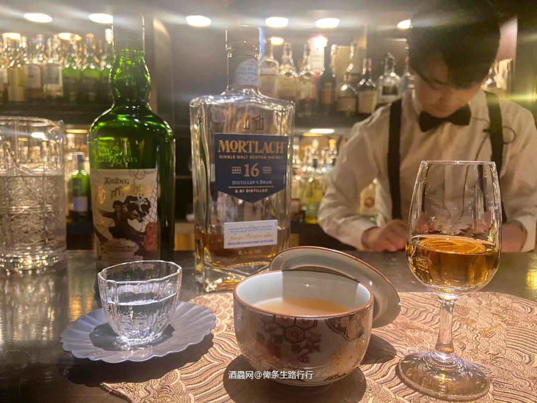打卡一间有格调的酒吧