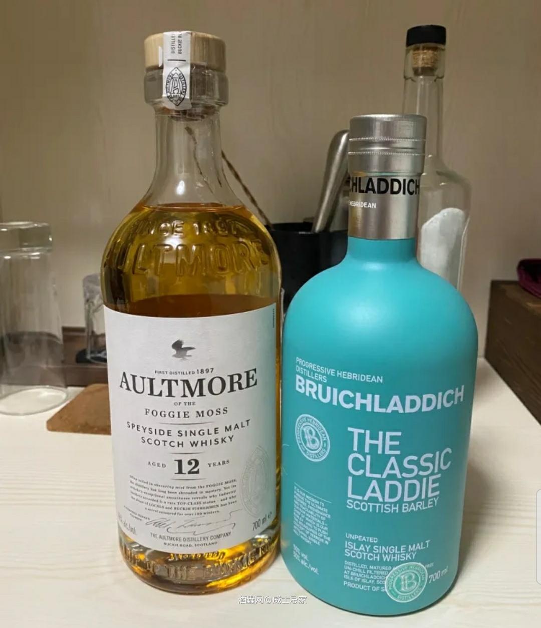 今日到手的酒 先放着 手上还攒着蛮多酒还没喝的说 //