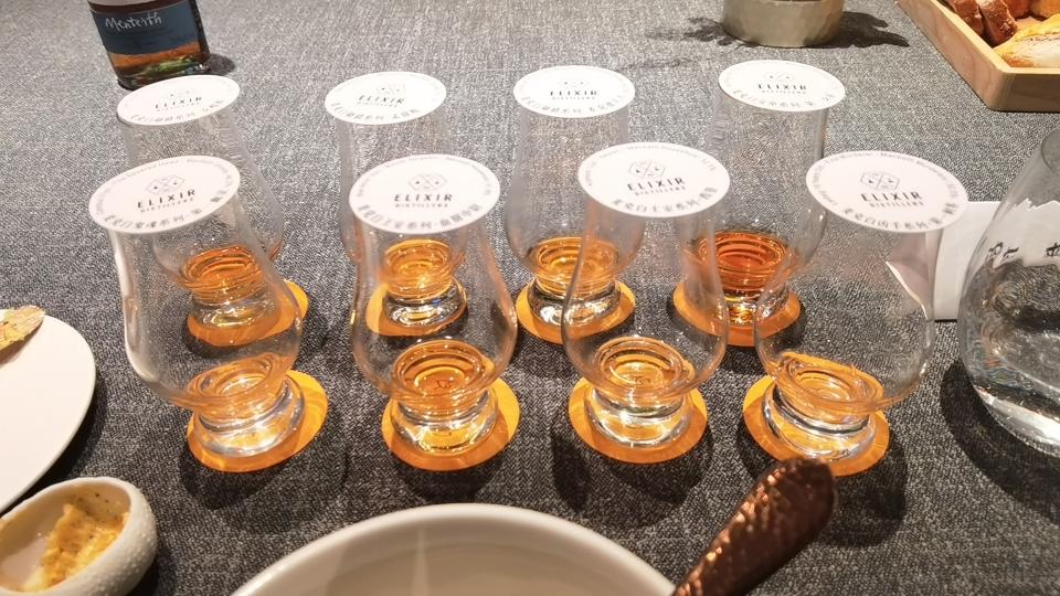 酒还是不错的,第一女巫相对最好