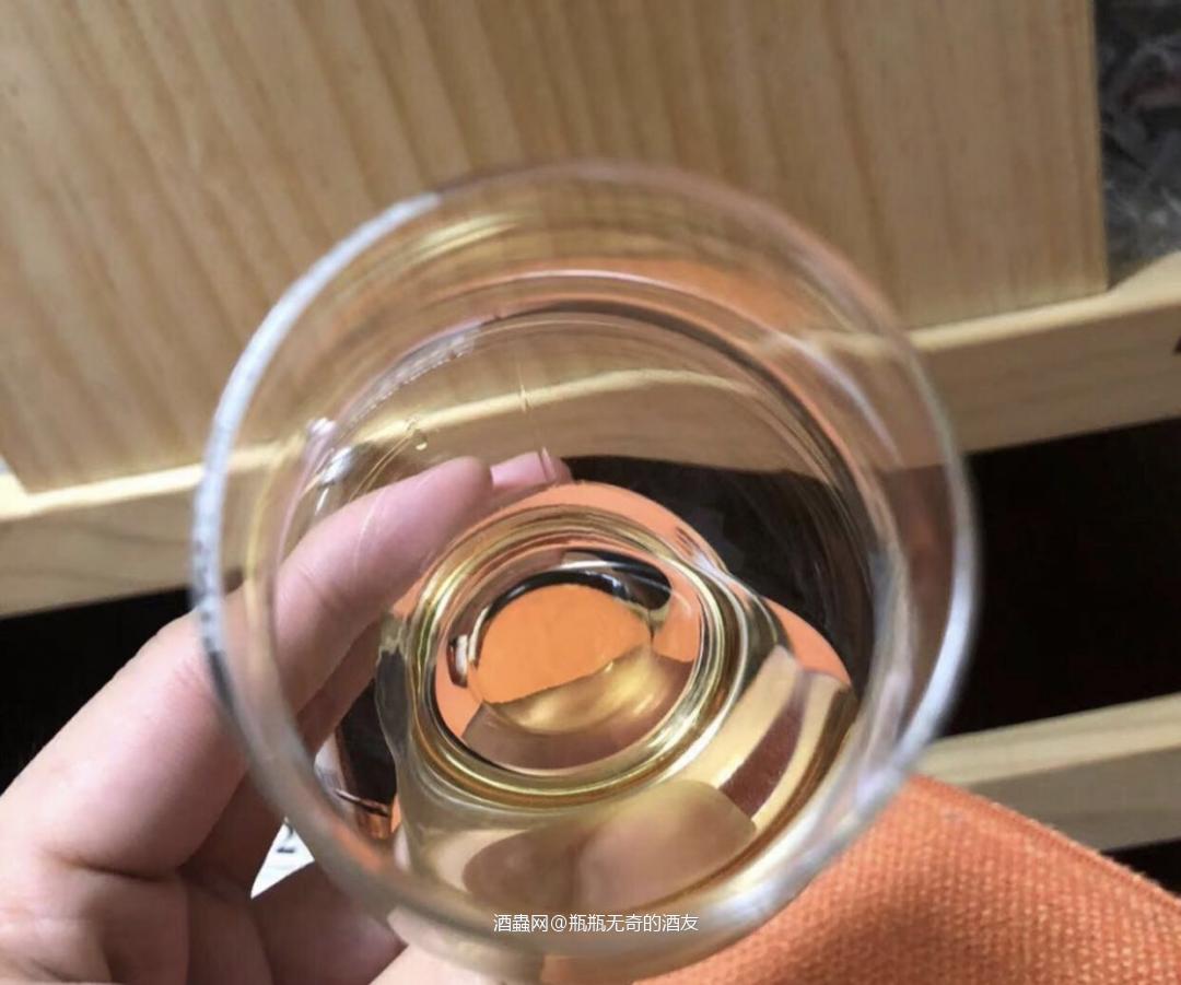 第一次喝克莱嘉赫的威士忌，也是第一次喝酒精度那么高的…