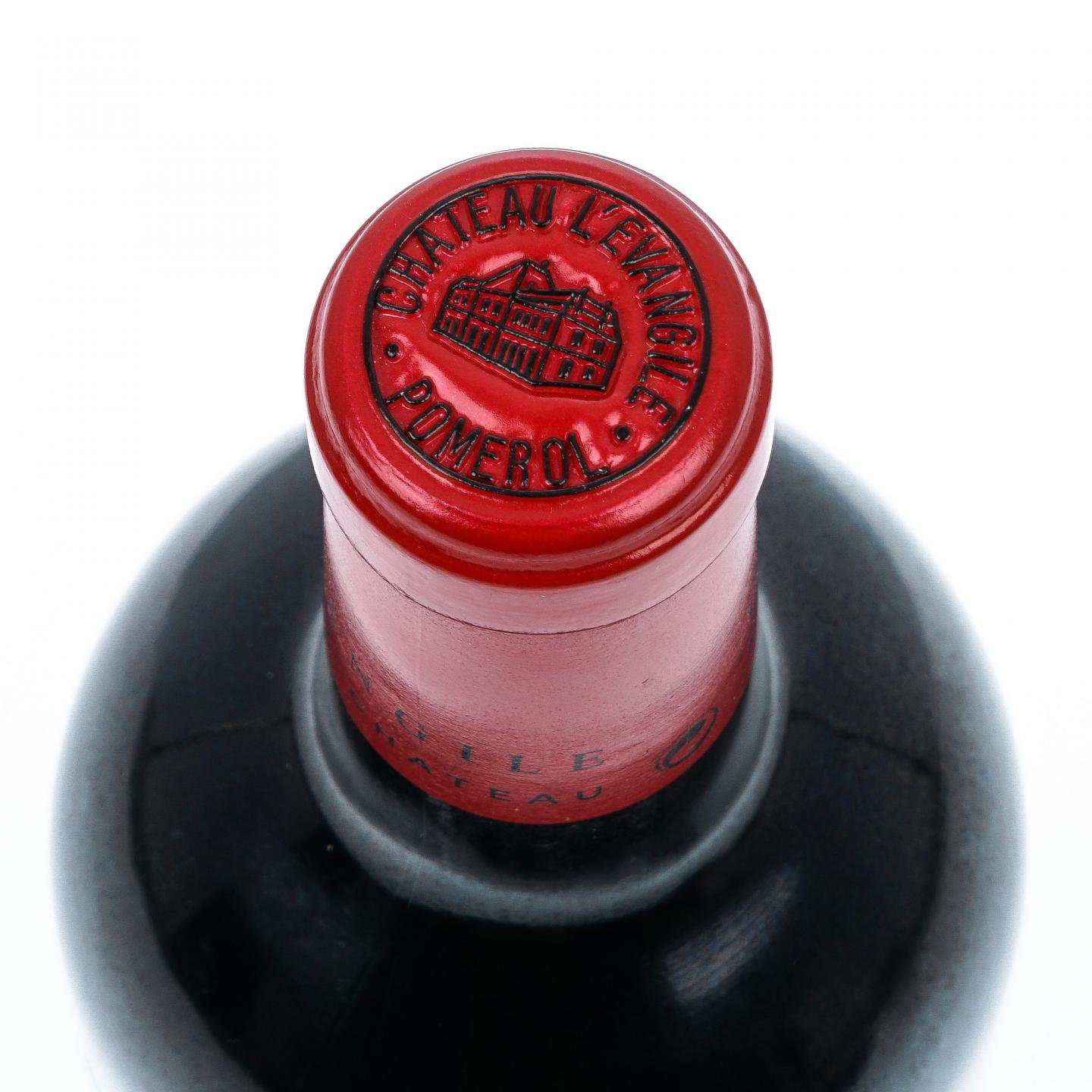 乐王吉古堡 2010 红葡萄酒