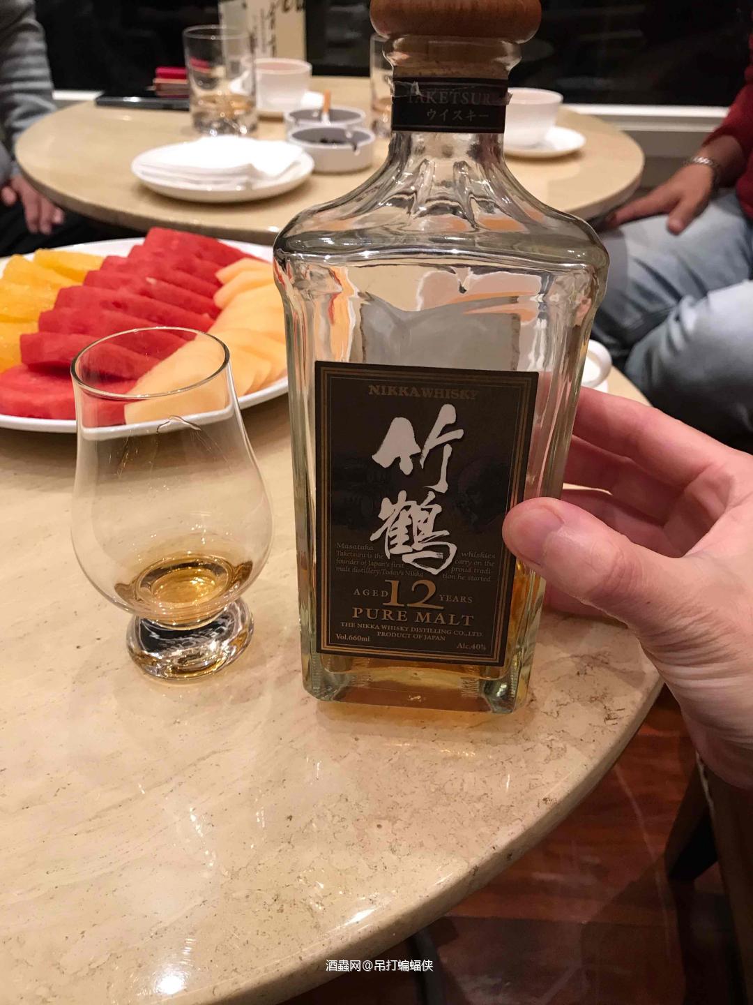 谁能帮我科普一下这款酒,非常感谢…