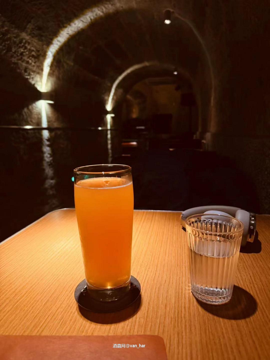夜深人静