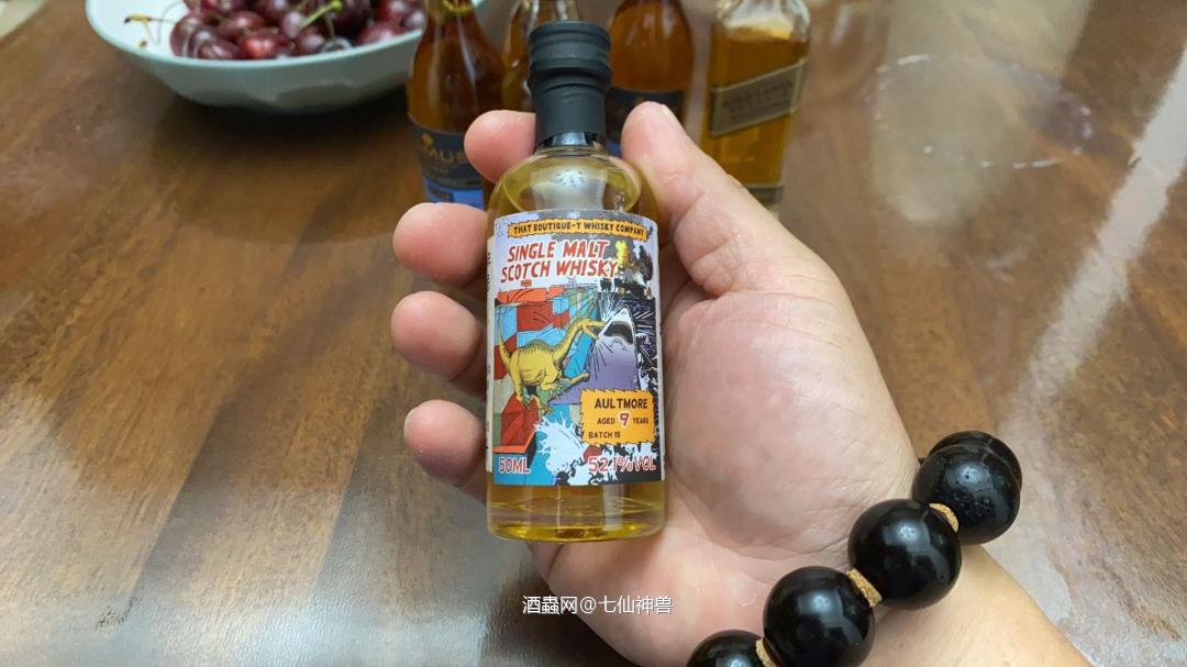 笑晕我了，又来一瓶，越看你越可爱。谁啊到底是，谁想出来这么一…
