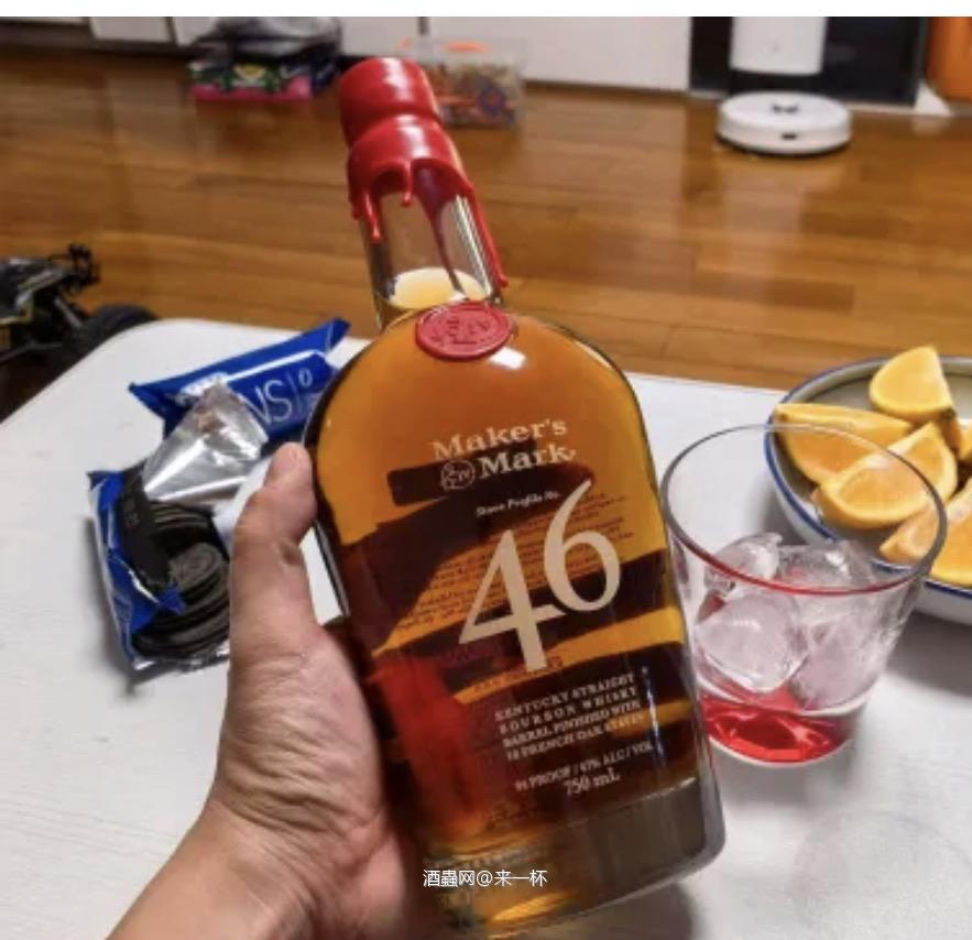 今天开瓶新酒，美格46波本，美格的中高端版，挺有特色的肯塔基…