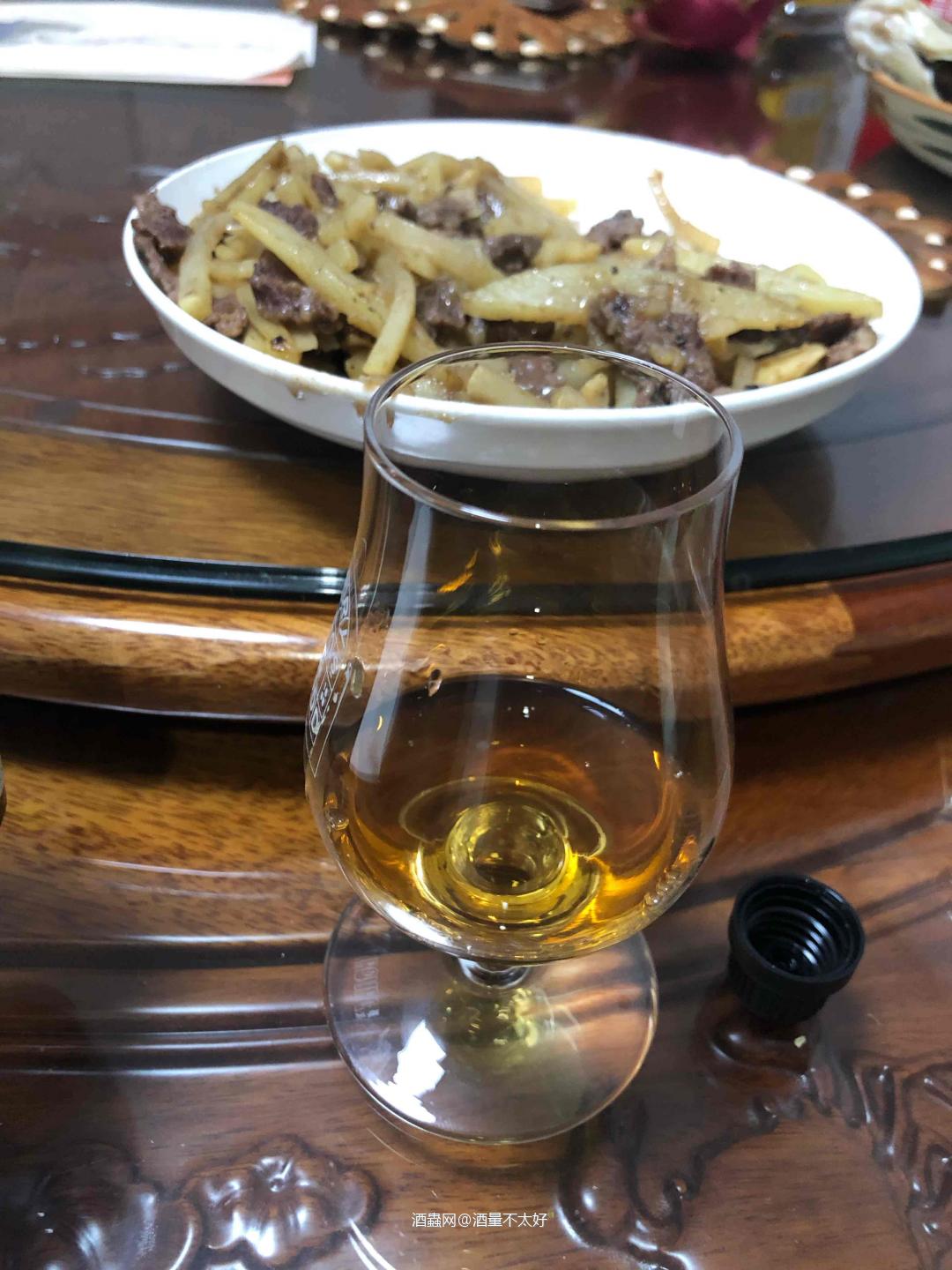 挺好喝的,52.5度的威士忌