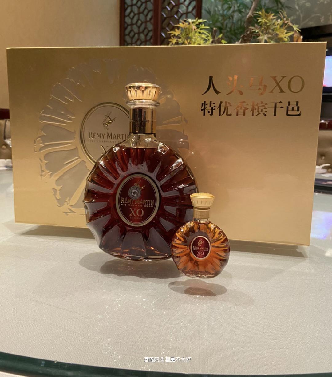 餐桌上这款酒是常客了。
