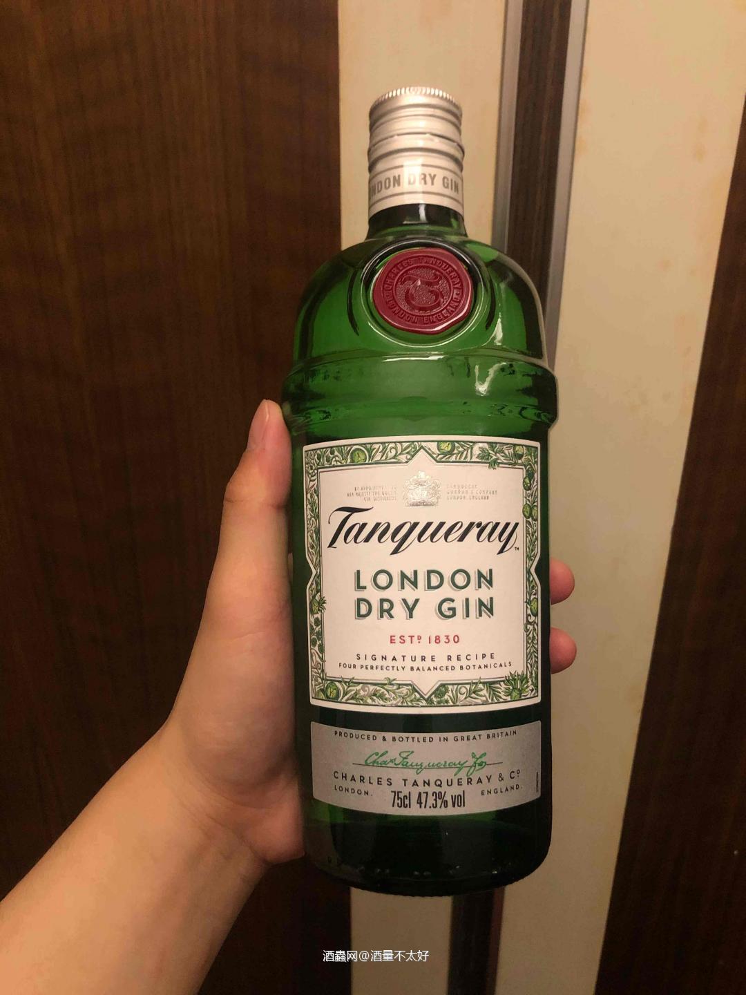 调酒师必备的金酒。