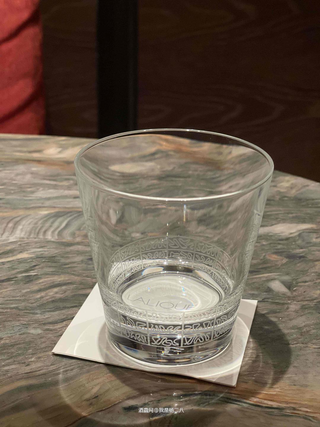 我的水晶杯也太好看了！喜欢Lalique多过Baccarat～