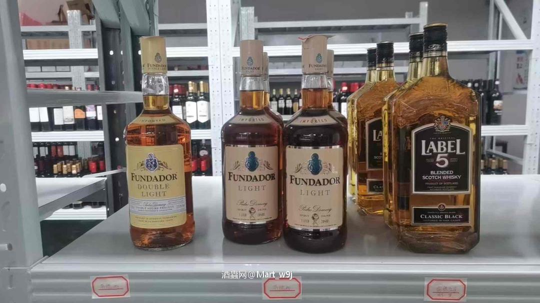司法拍卖回来的，对威士忌一窍不通