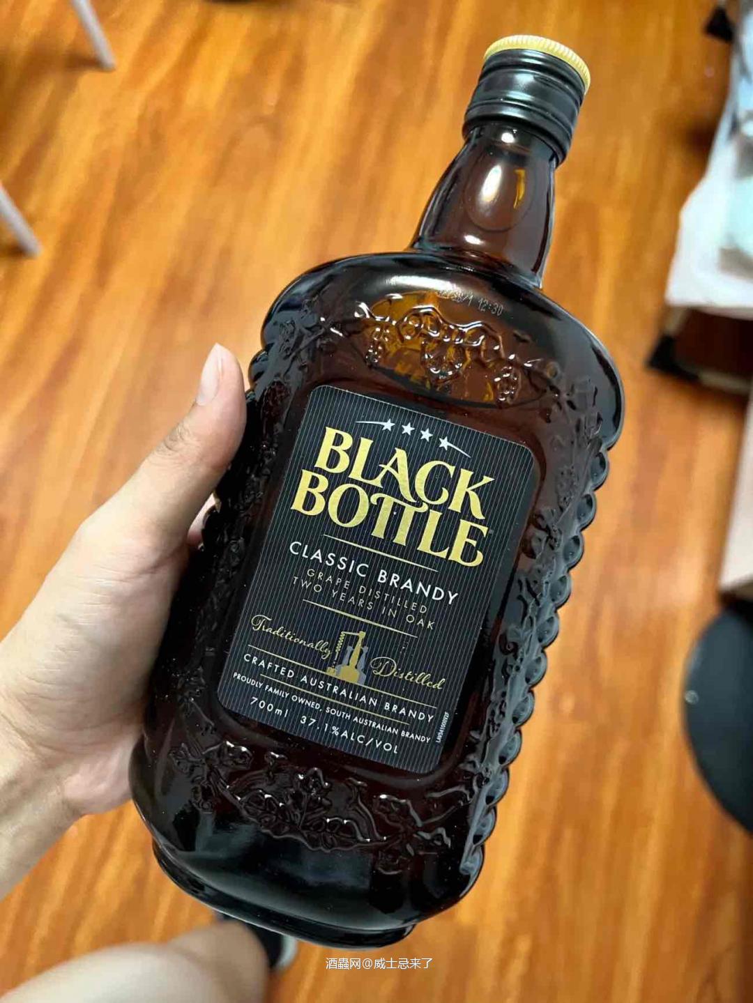 这个有朋友认识吗？