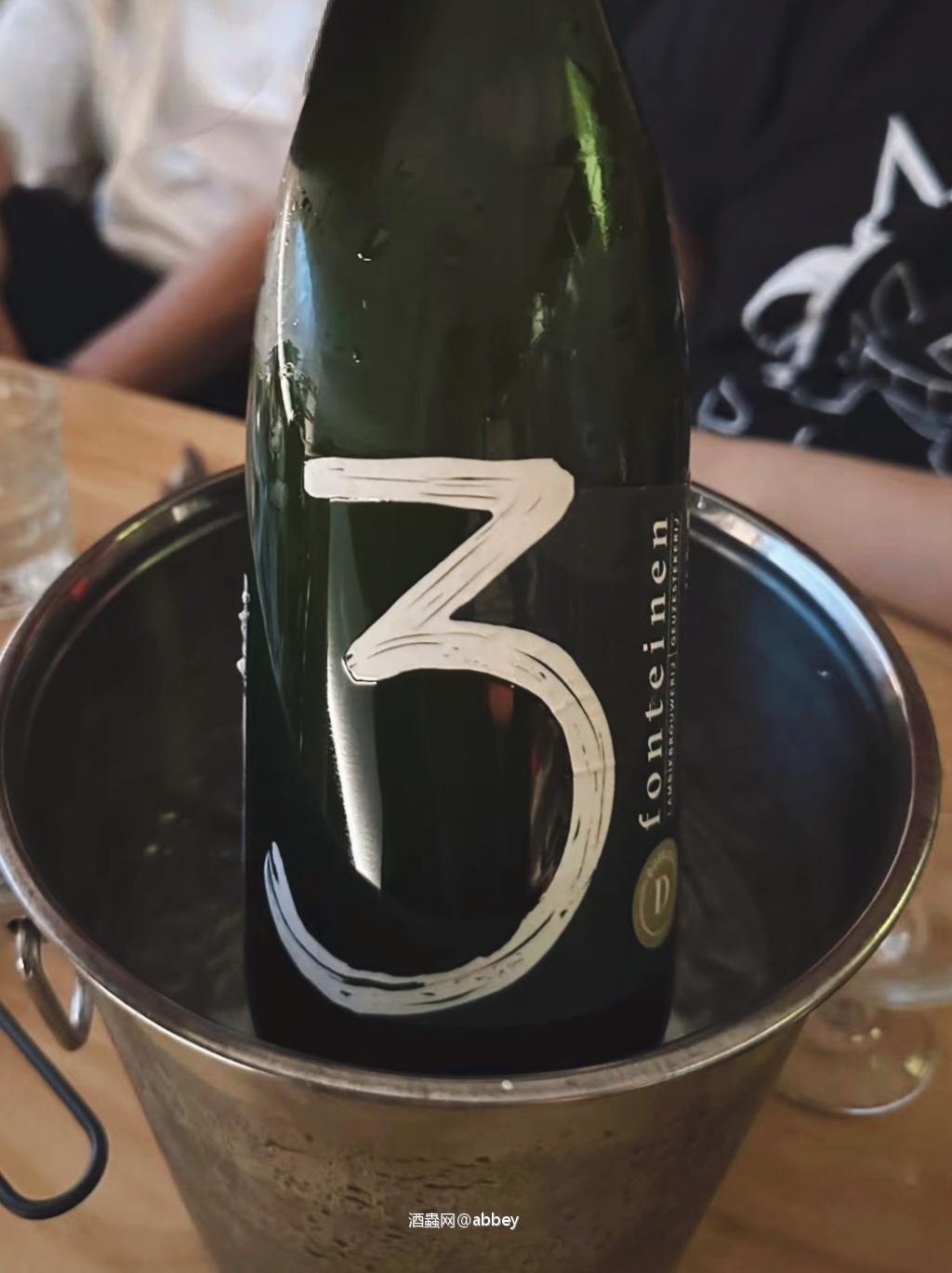 立秋以后,珍惜每次喝冰啤酒的机会