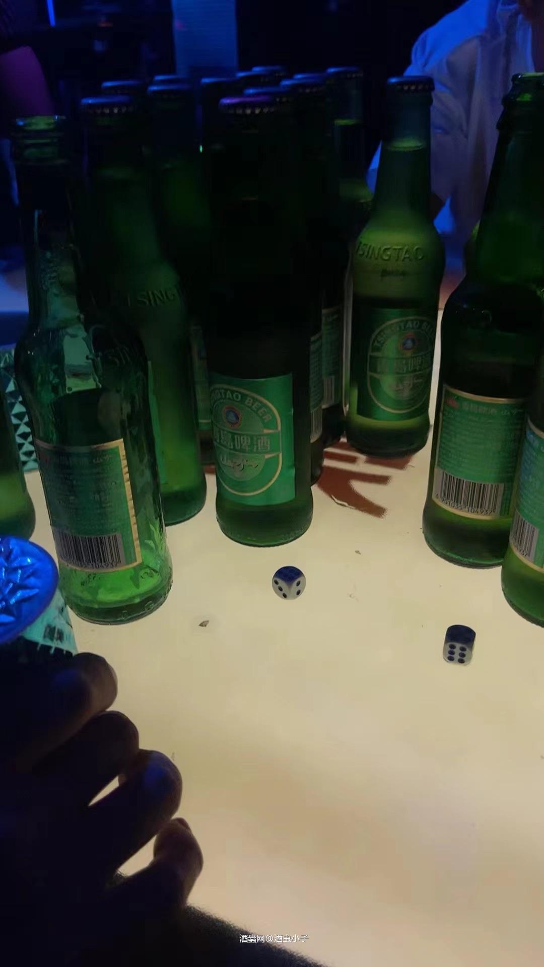 年少的时候,觉得孤单是很酷的一件事。长大以后,觉得孤单是很凄凉的一件事。现在,我觉得孤单不是一件事。有时候…有时候就是想自己一个人静静地…