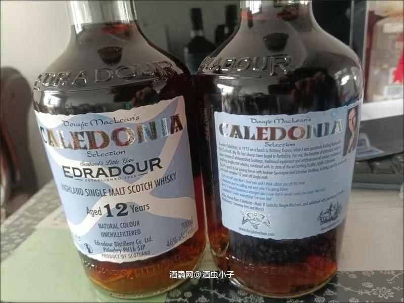 愉快的心情真的藏都藏不住!做点自己喜欢的事情,与朋友共进美食,简直完美,迎接国庆节的到来,喜提假期,享受喝酒的快乐时光!