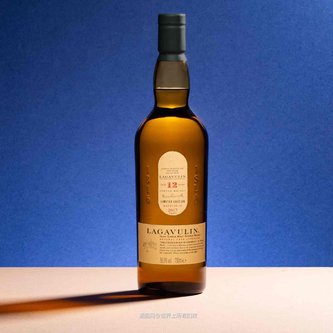 LAGAVULIN 12 YEAR OLD CASK STRENGTH 2017