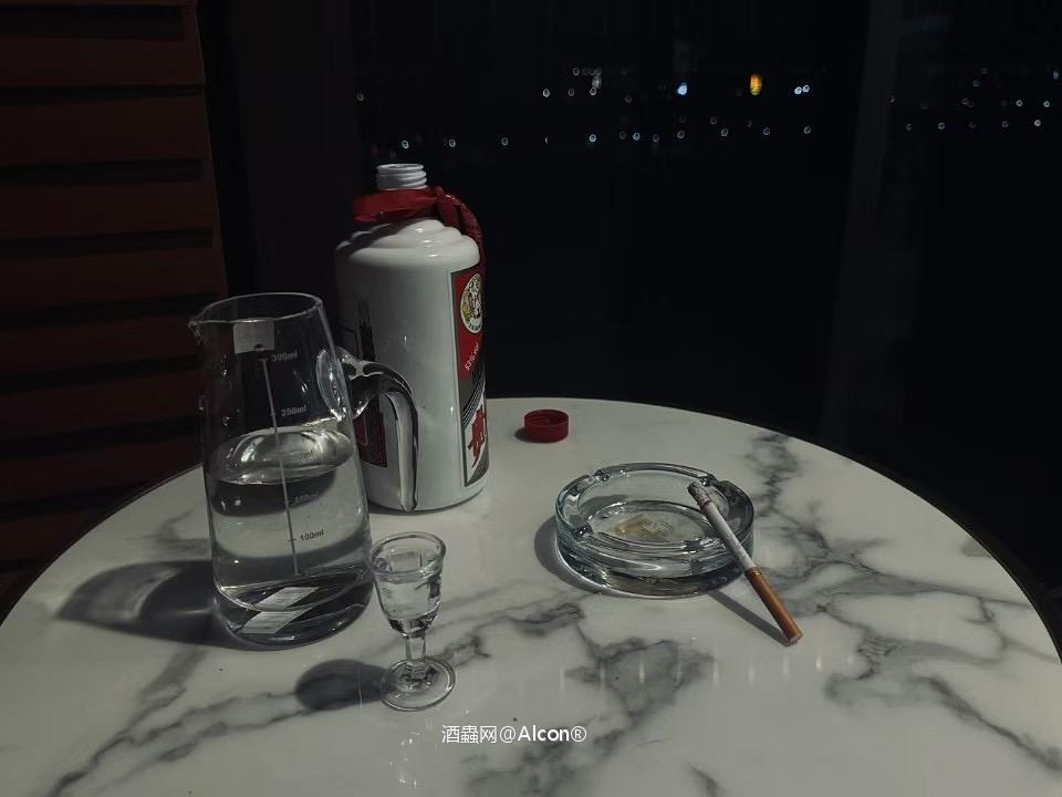 喝点白的