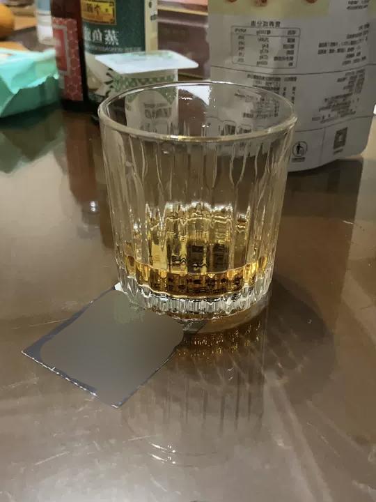 <p class='p'/>