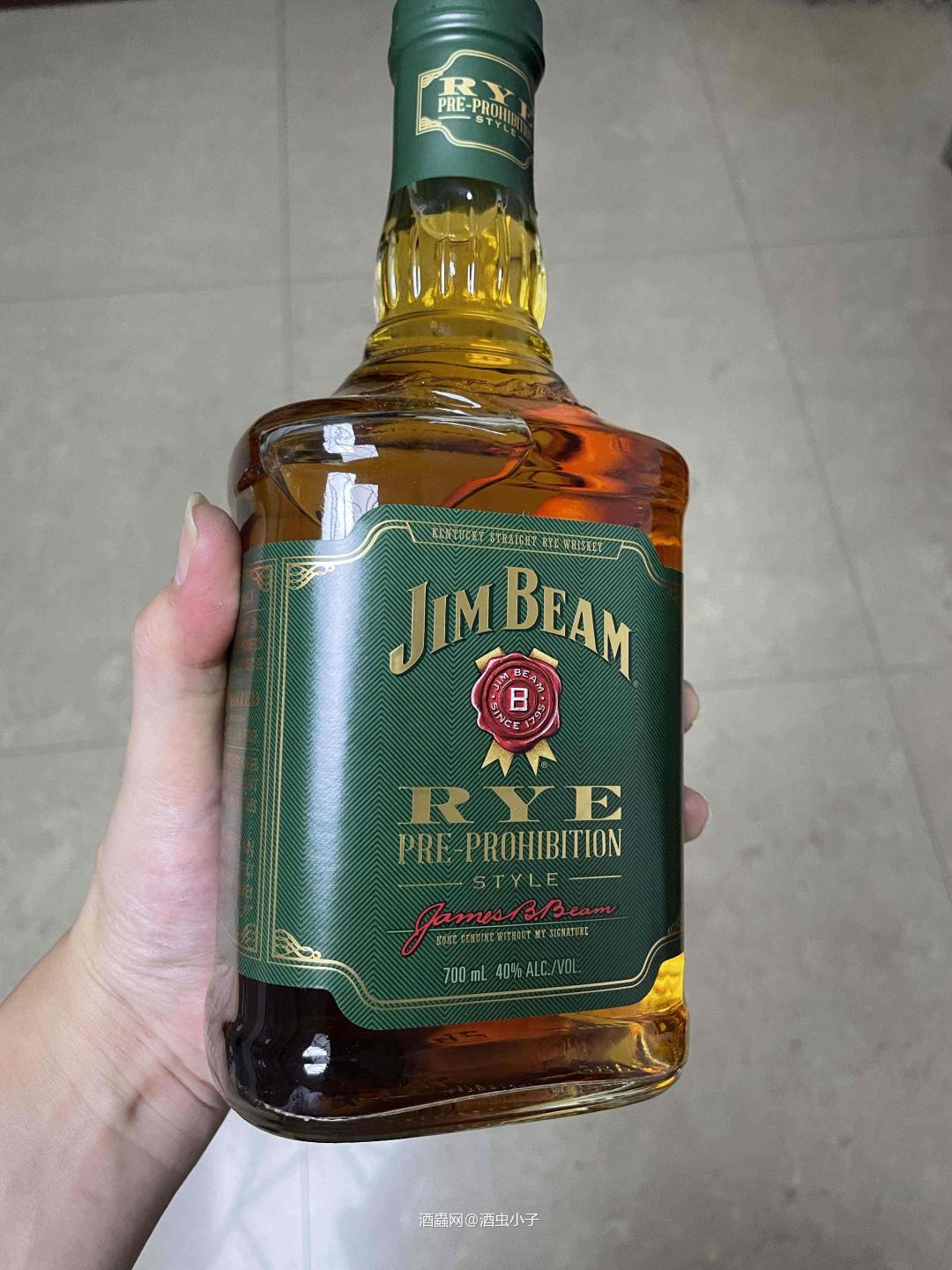 开心这种事，自己买埋比较容易，请一边努力，一边快乐，奖励自己秋天的第一杯好酒…🍻干杯🍻🍻🍻🍻