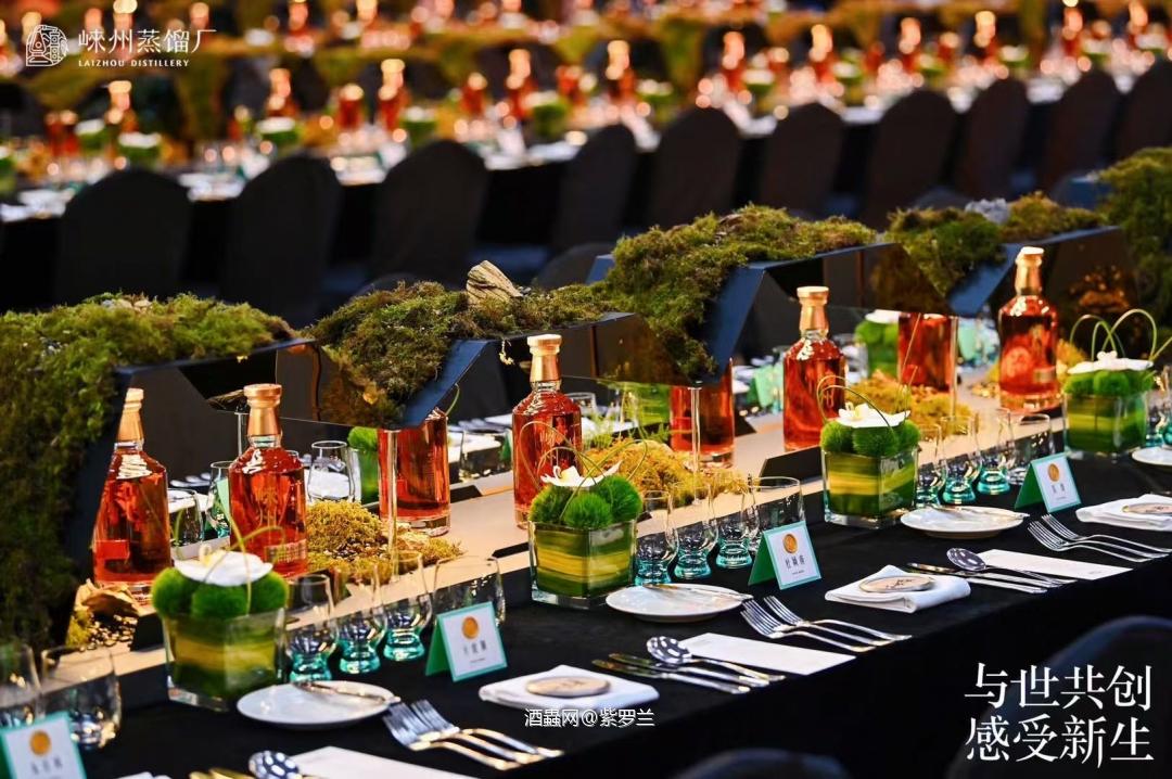 每个行业需要一个老大先领路。。 发布会终于来了！国威加油！🥃 🇨🇳