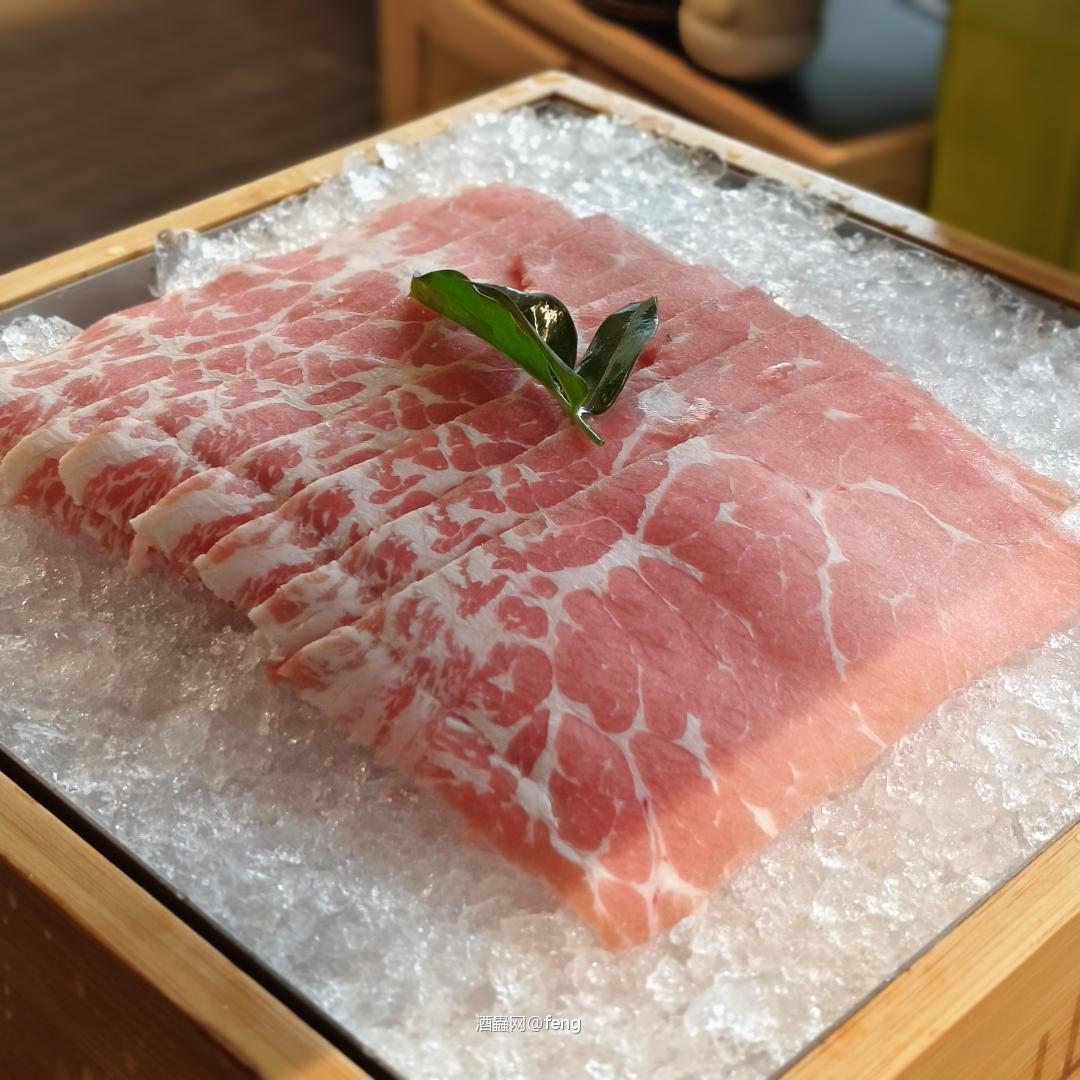 今日份快乐喝酒吃肉