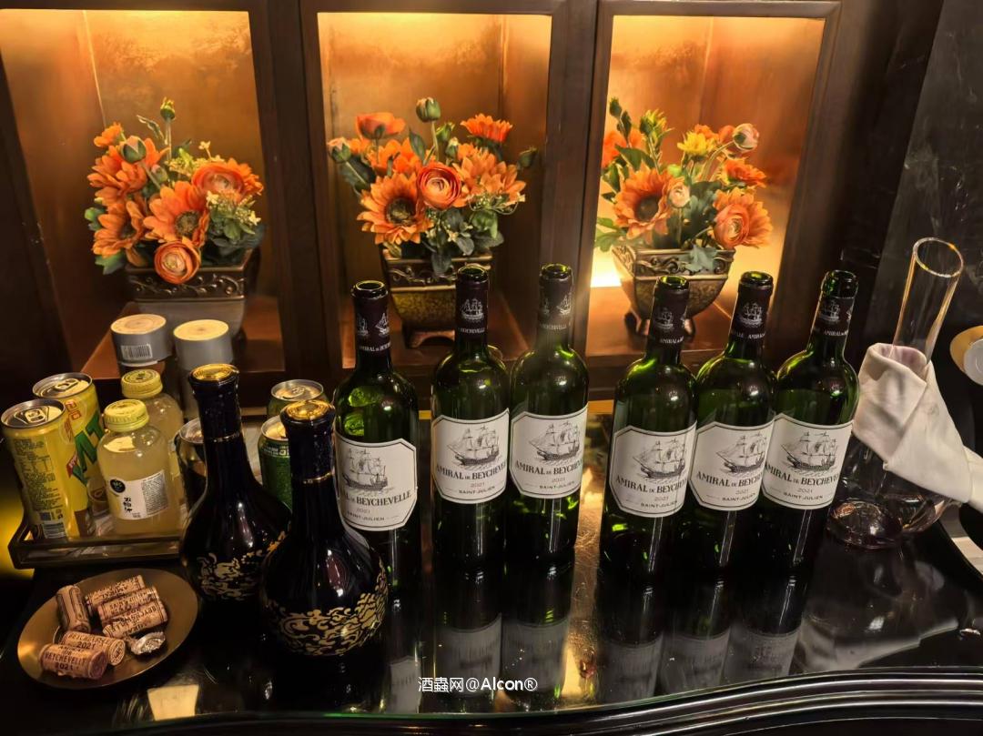 红酒真的喝不来 还是喜欢威士忌