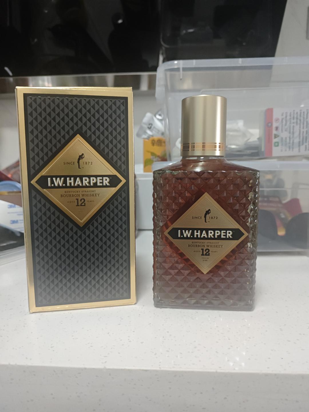 I.W  HARPER 12   750ml 未開封品 楽天市場】【☆数量限定特価！】 IWハーパー 12年 43度 750ml(箱
