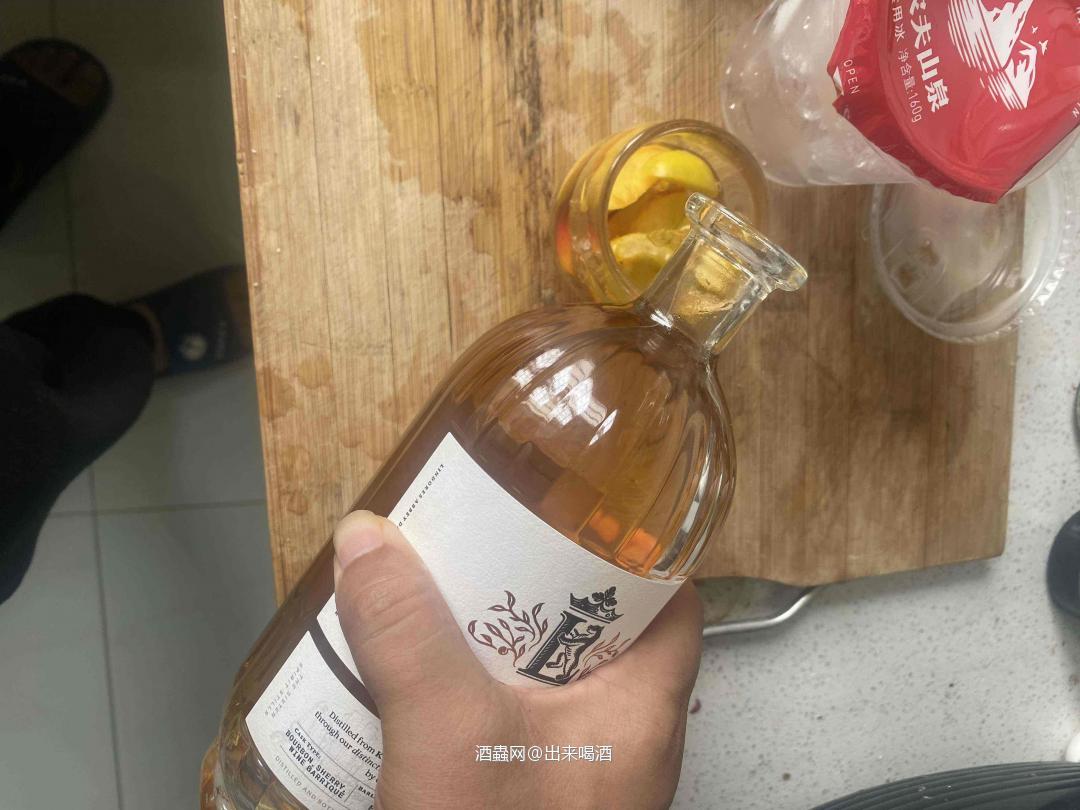 油桃杏香威士忌