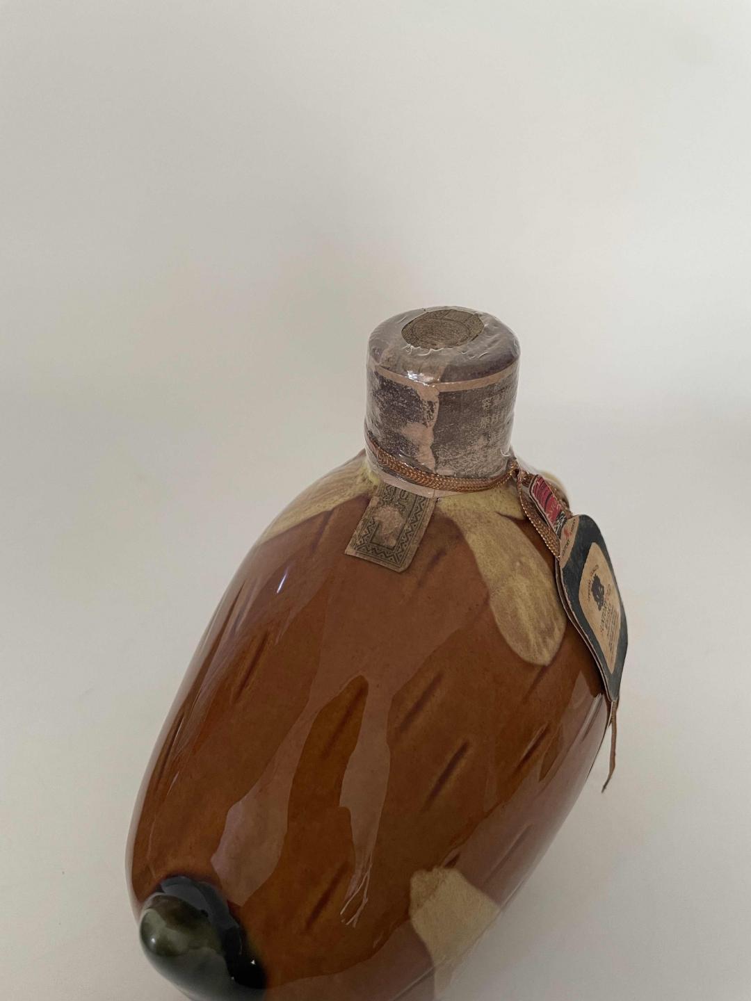 1983年首版三得利生肖猪纪念威士忌