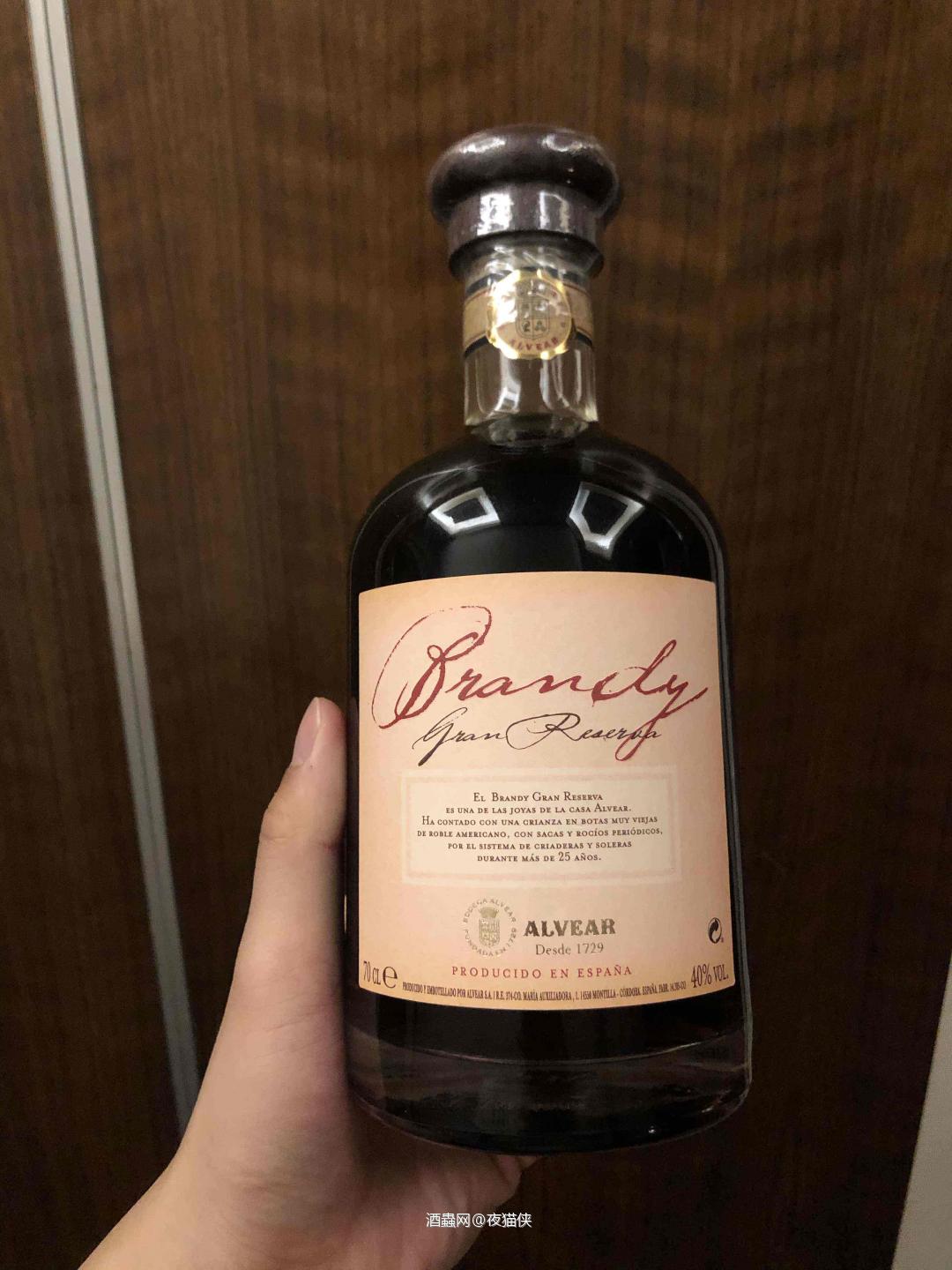 好喜欢这种酱油色的酒