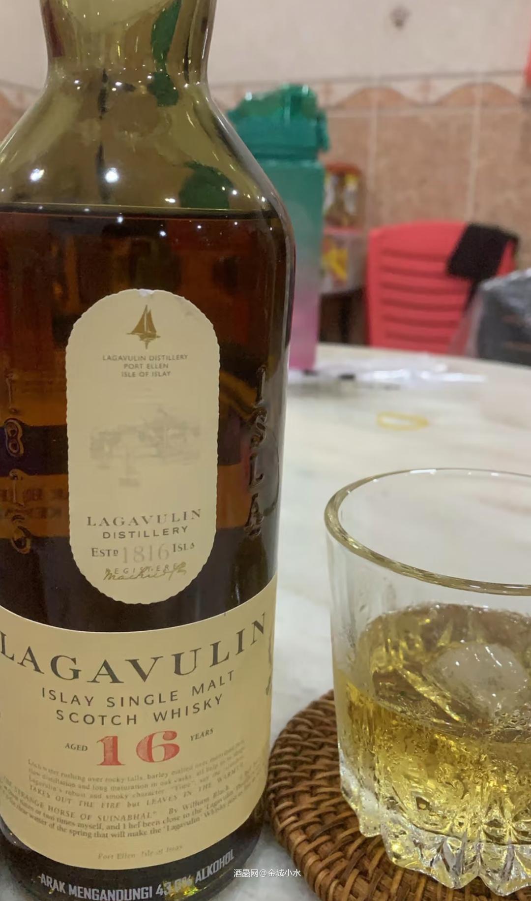 酒柜里喜欢的一款