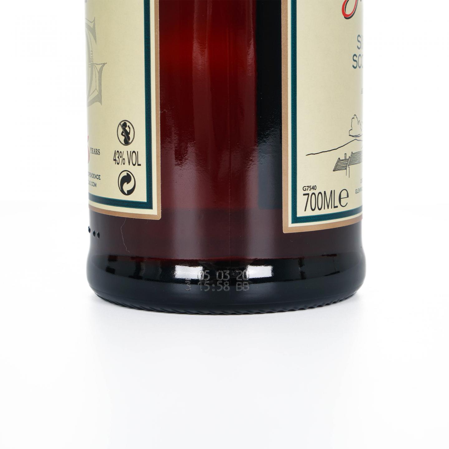 Glenfarclas 格兰花格 25年 圆筒 700ML